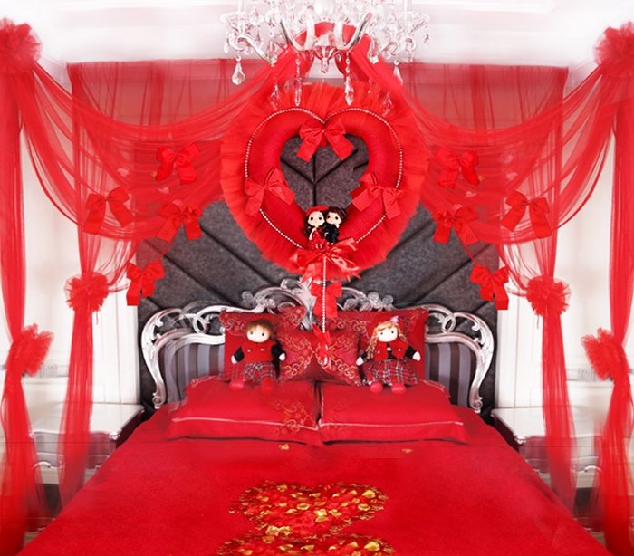 Bộ màn khung cưới Hàn Quốc cao cấp màu đỏ cuốn hút ngay từ ánh nhìn đầu tiên
