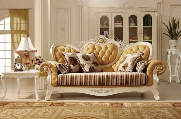 Ghế sofa cổ điển và tân cổ điển cho căn phòng cổ điển